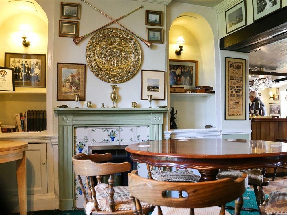 The Crown Inn Gayton  Εξωτερικό φωτογραφία